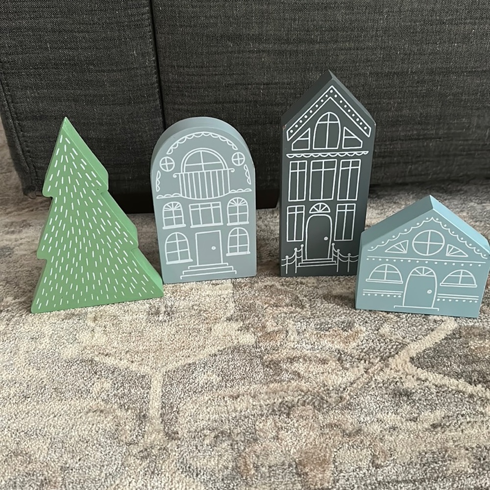 Decocrated wooden village pieces